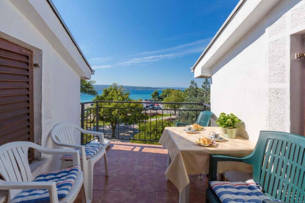 Apartment In Crikvenica 5600 Экстерьер фото